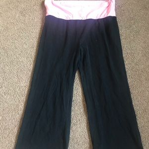 No Boundaries Capris